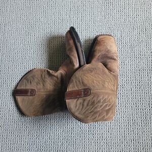 Ariat size 9 men's shoes